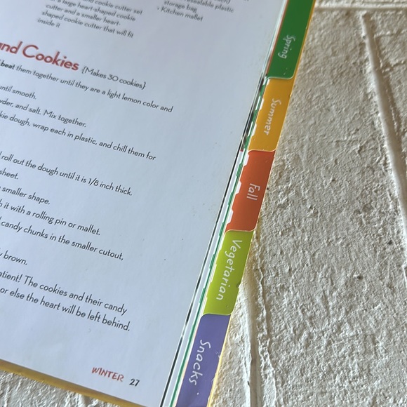 The Spatulatta CookBook, Recipes for Kids, by Kids, James Beard Award Winner - Picture 5 of 7